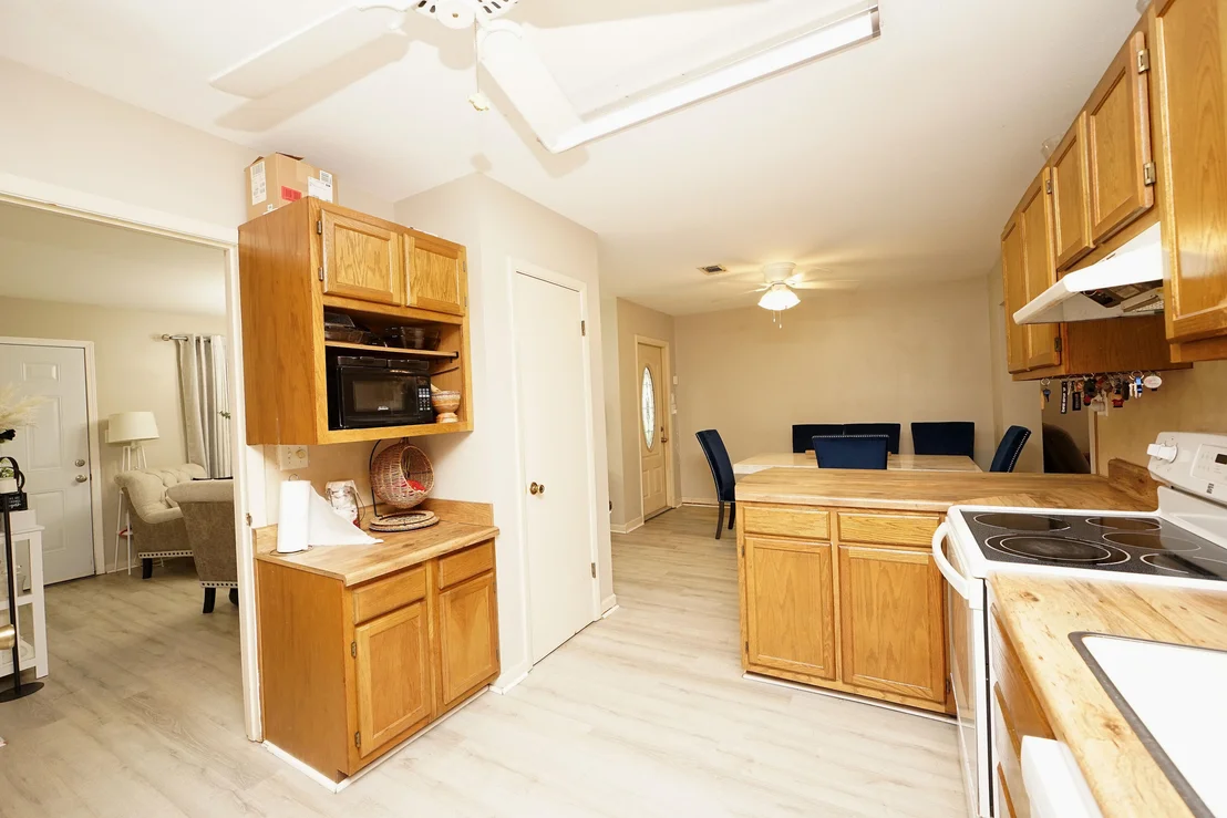 Photo of 127 Pryor Drive
