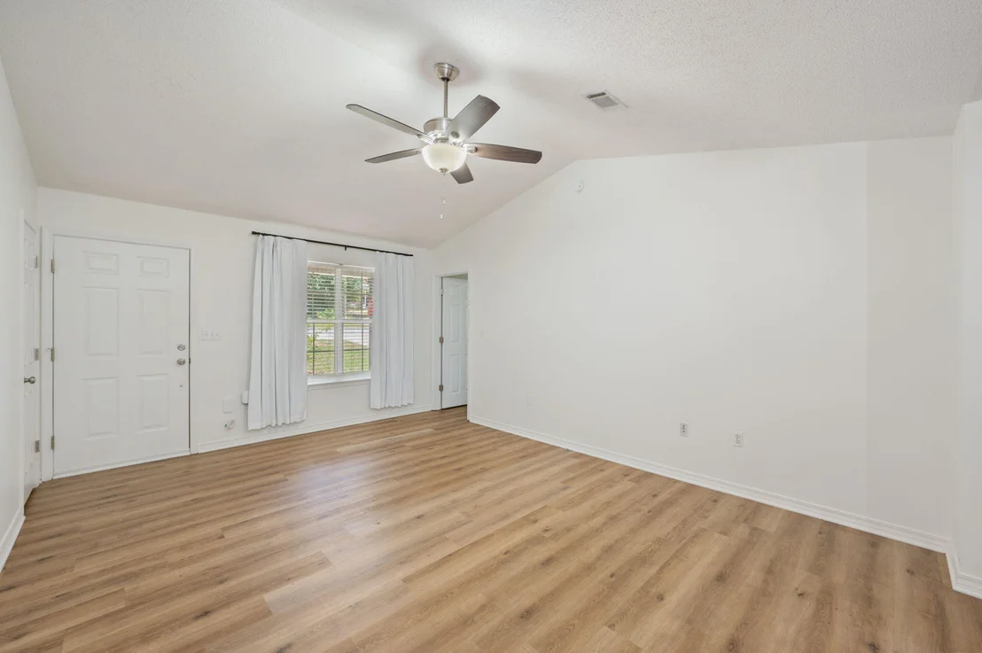 Photo of 114 Jeff Drive