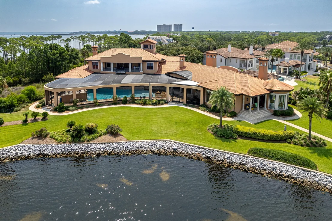 Photo of 4300 Breakwater Drive