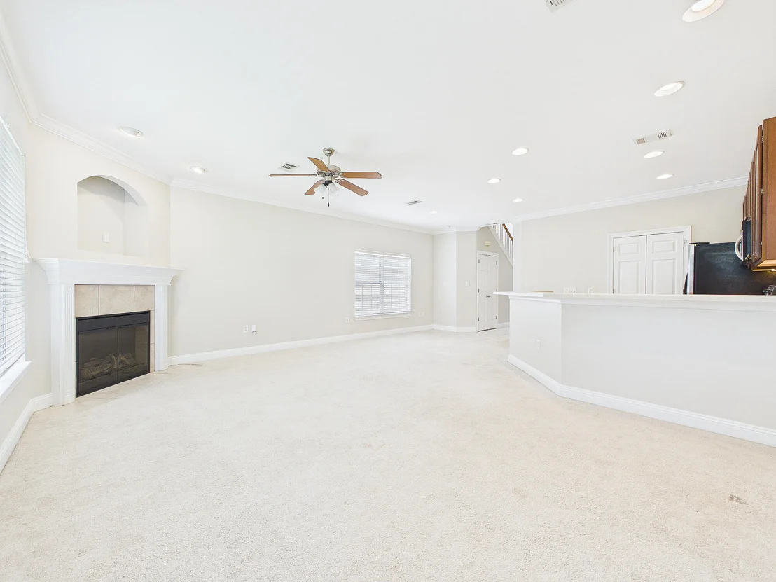 Photo of 321 Nathey Avenue