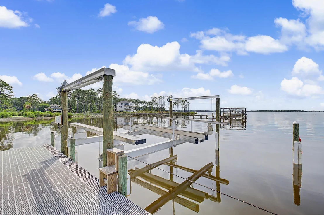 Photo of 4501 Bayside Drive