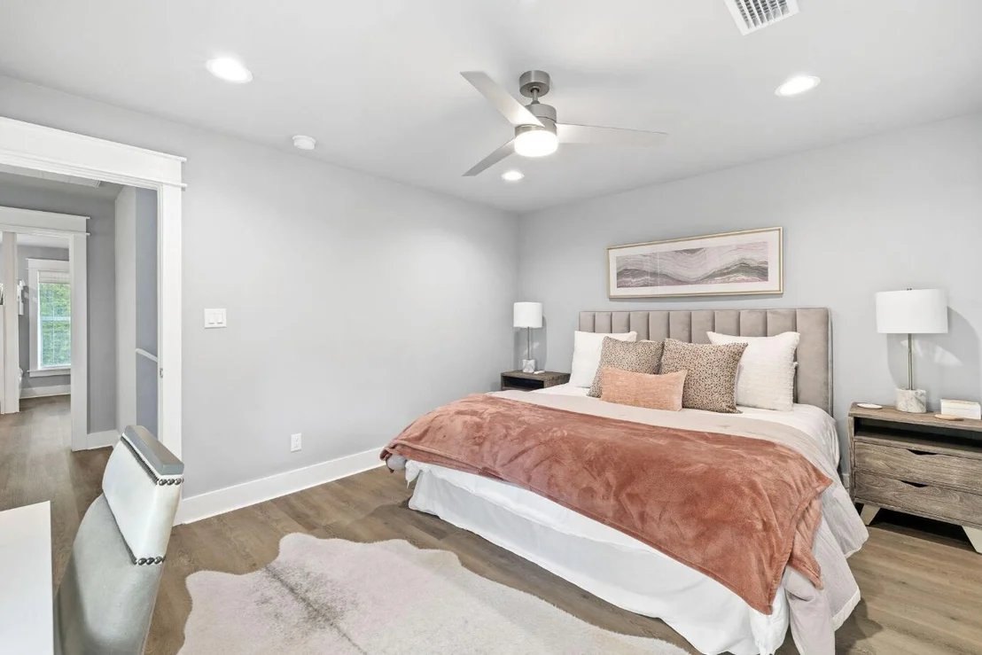 Photo of 135 Redbud Lane