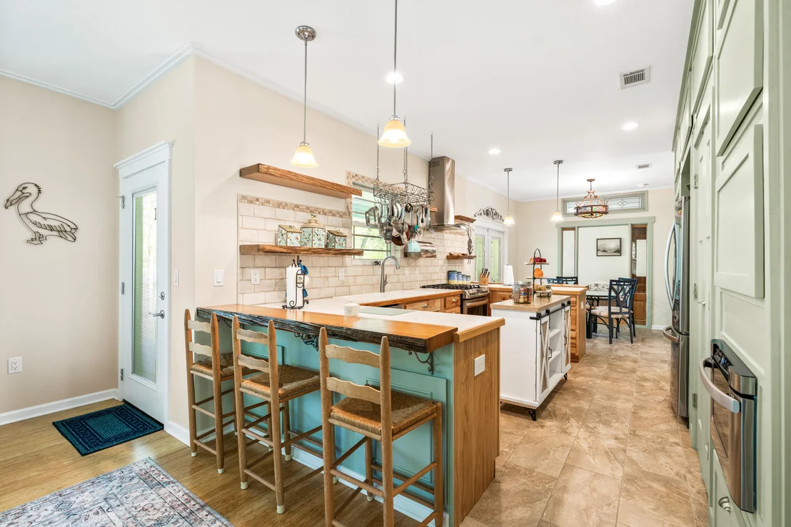 Photo of 528 Bay Grove Road