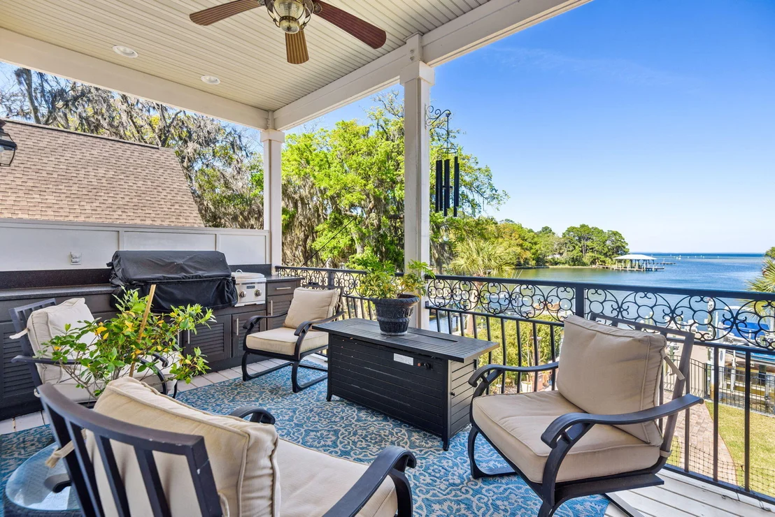 Photo of 123 Beacon Point Drive