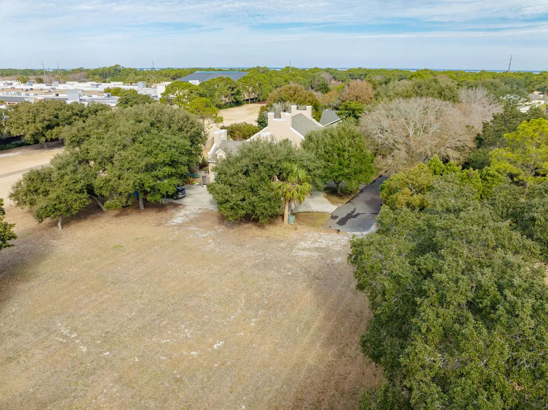 Photo of 375 Golfview Drive