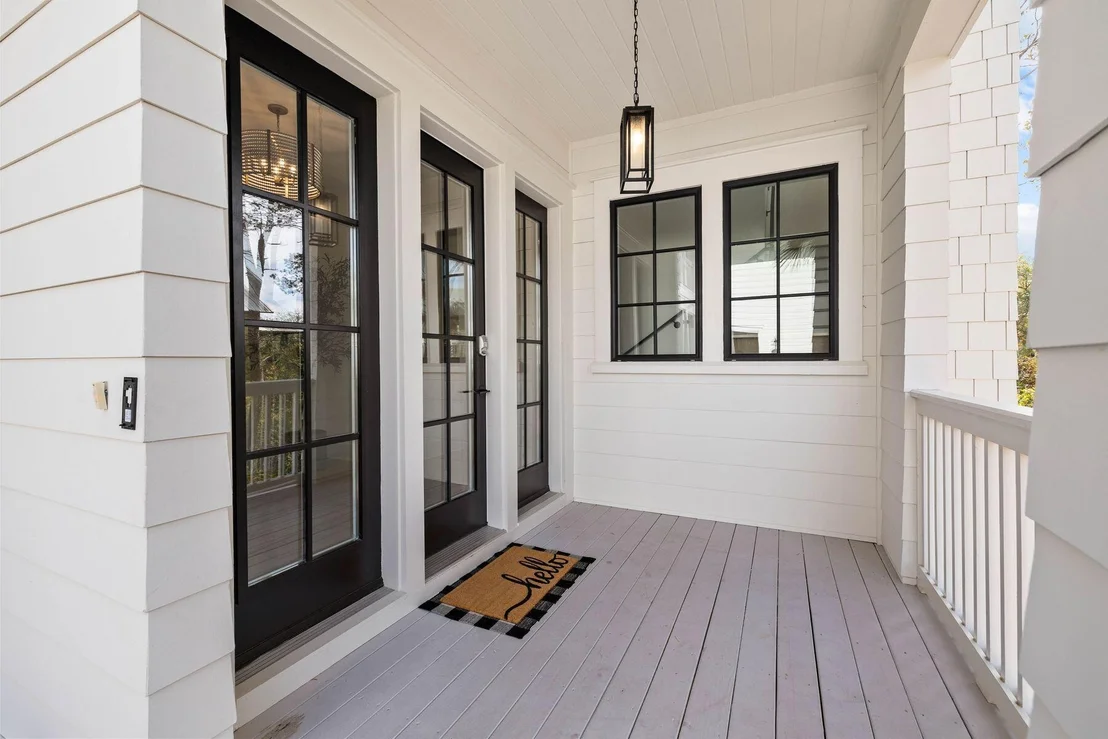 Photo of 42 Grande Pointe Circle