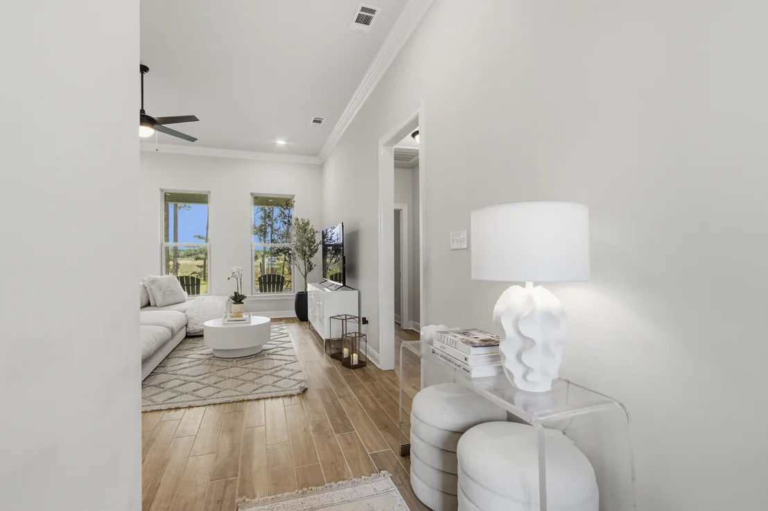 Photo of 395 Constellation Avenue