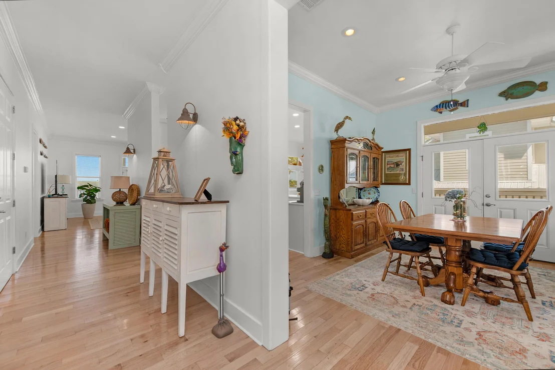 Photo of 1422 Lagrange Road