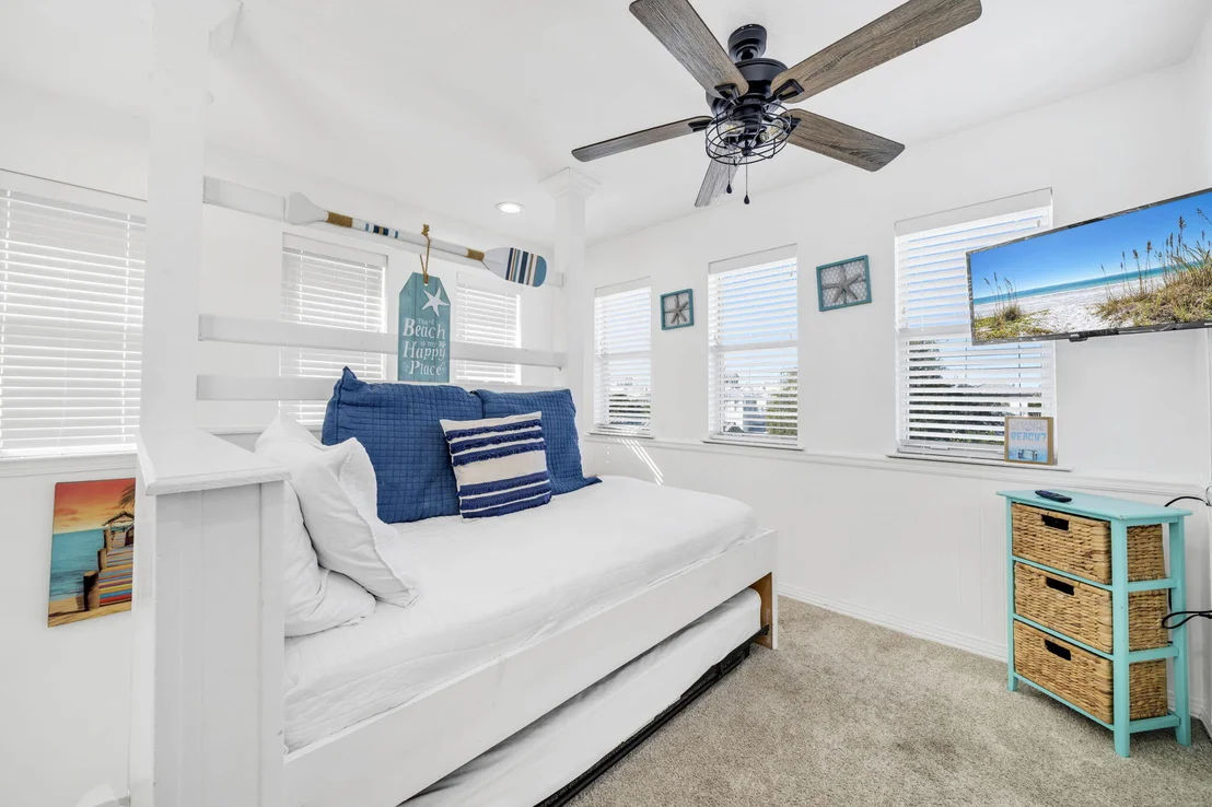 Photo of 4453 Clipper Cove
