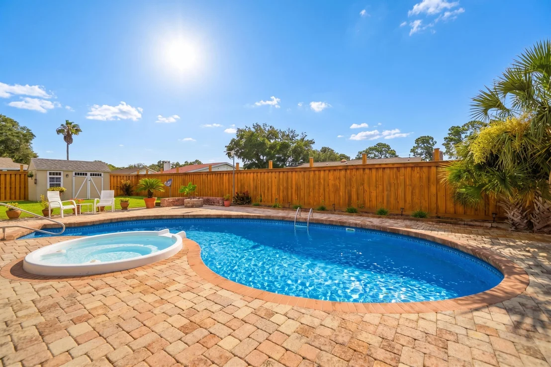 Photo of 18 Pebble Beach Drive