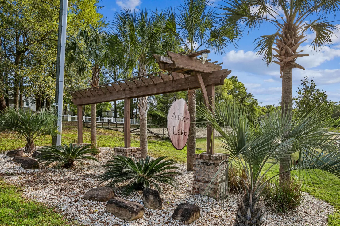 Photo of 813 Arbor Lake Drive