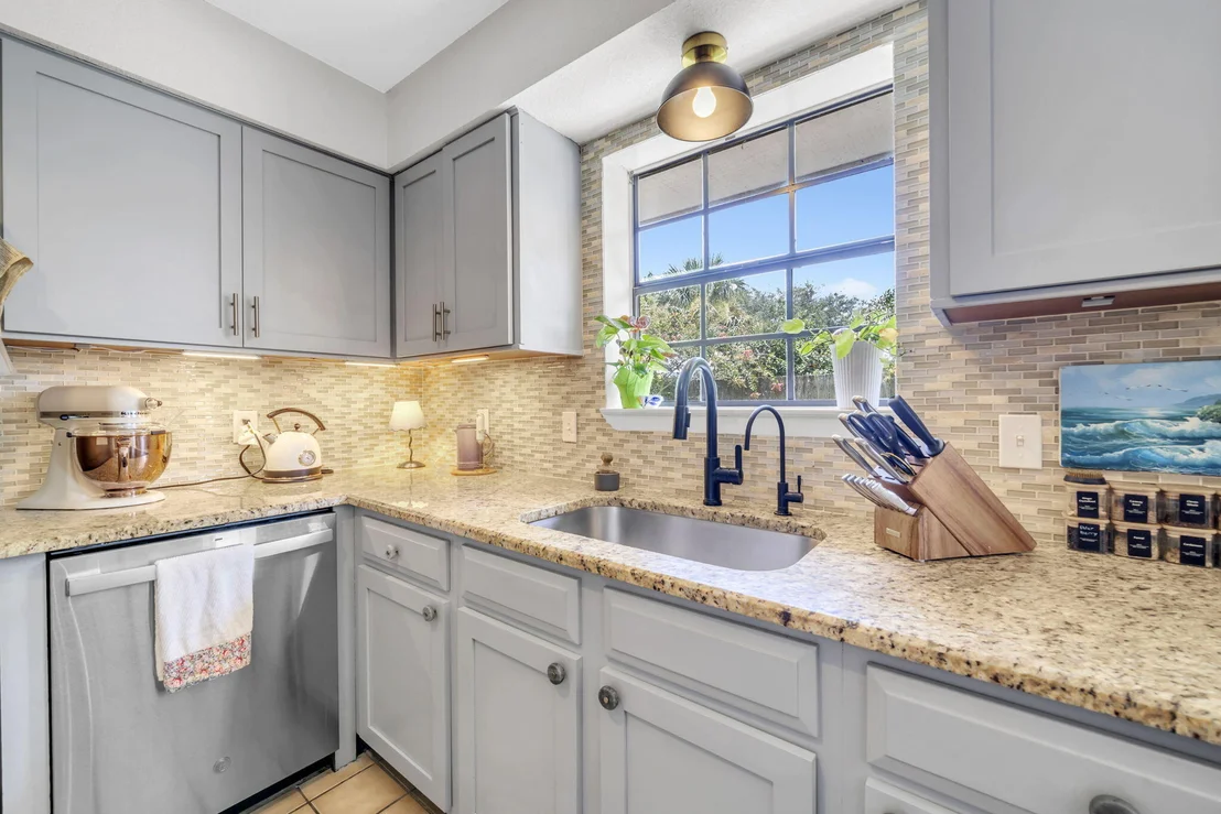 Photo of 325 Primrose Place