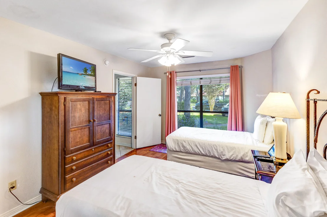 Photo of 244 Audubon Drive
