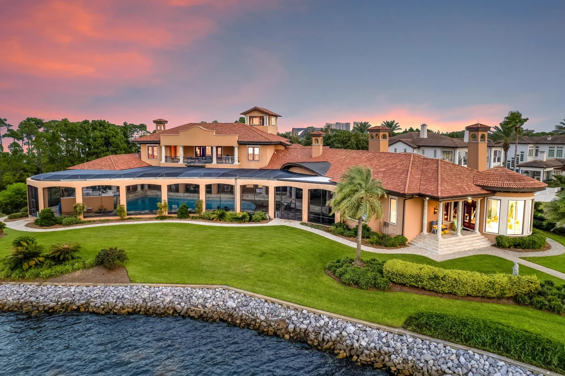 Photo of 4300 Breakwater Drive