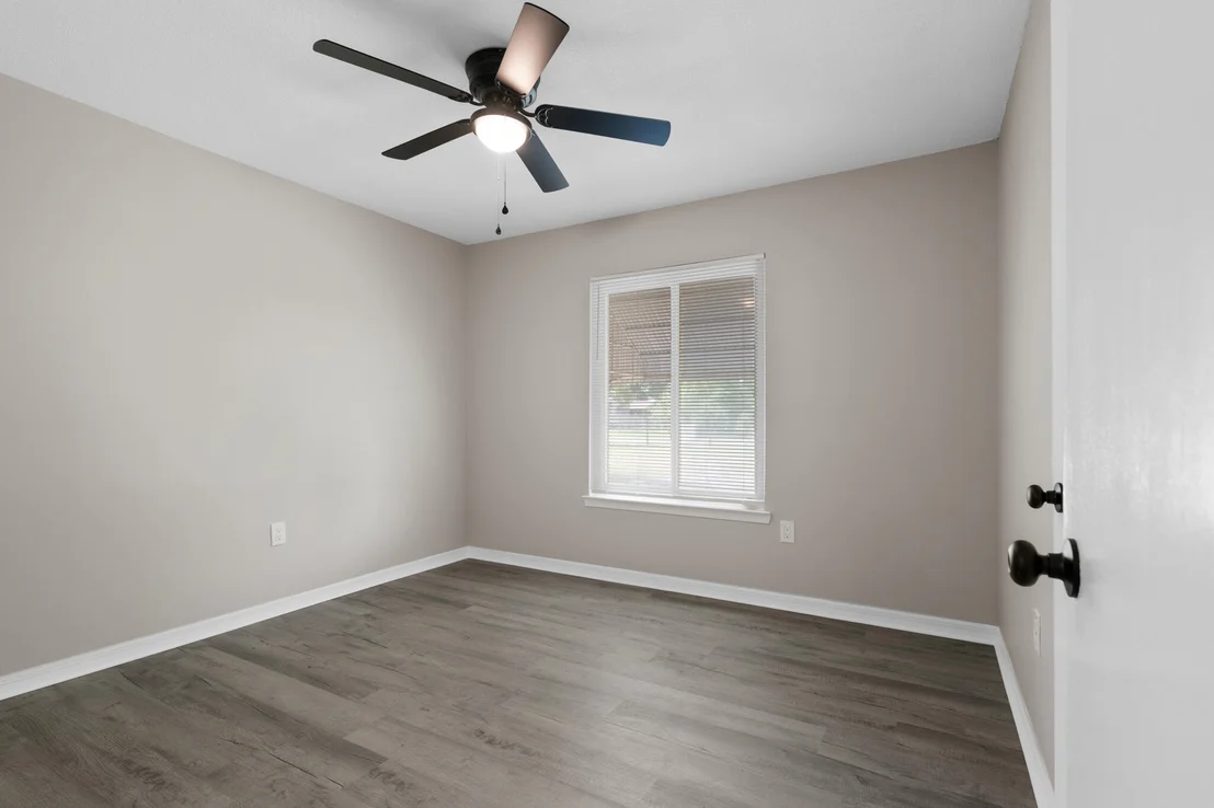 Photo of 3437 Auburn Road
