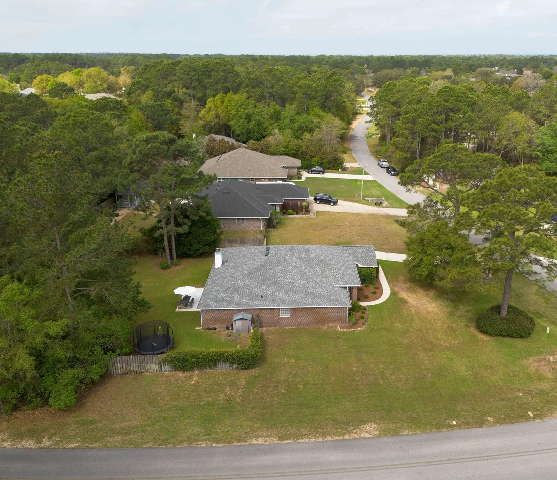 Photo of 2400 Crescent Road