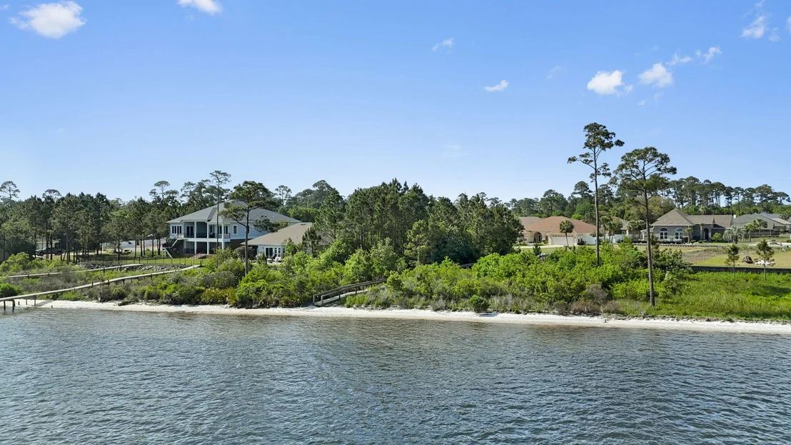 Photo of 7475 Soundshore Drive