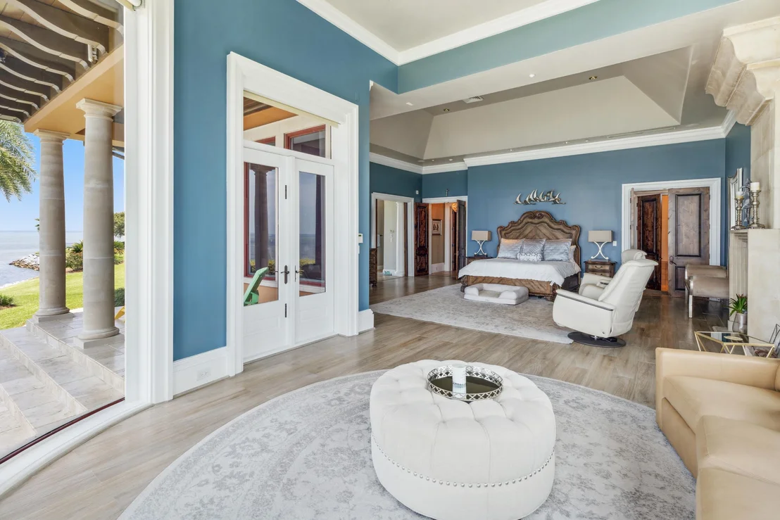 Photo of 4300 Breakwater Drive