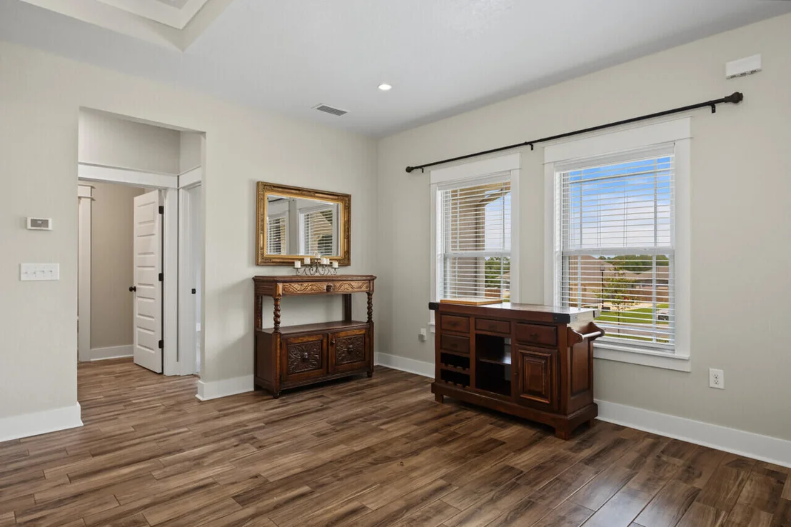 Photo of 5368 Dora Street