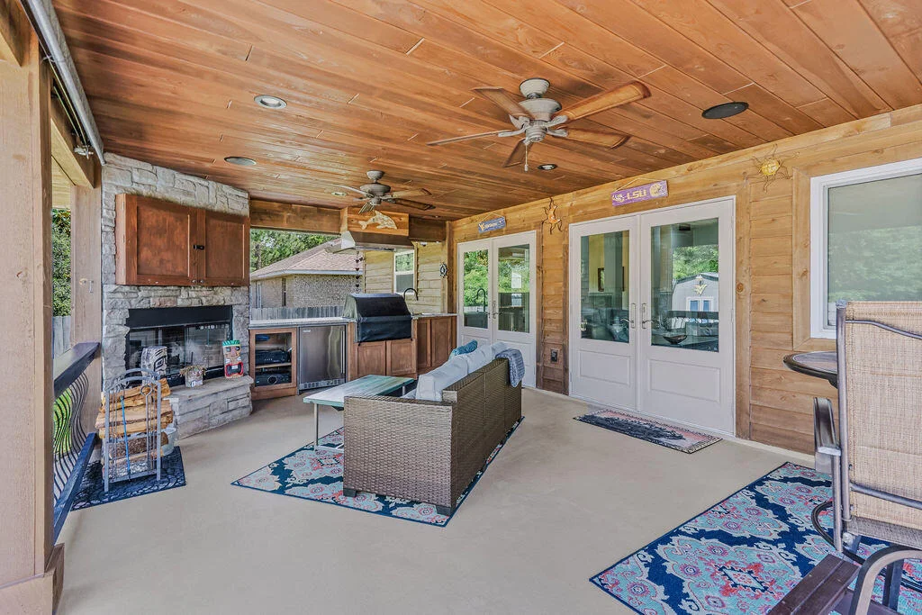 Photo of 2125 Vizcaya Drive
