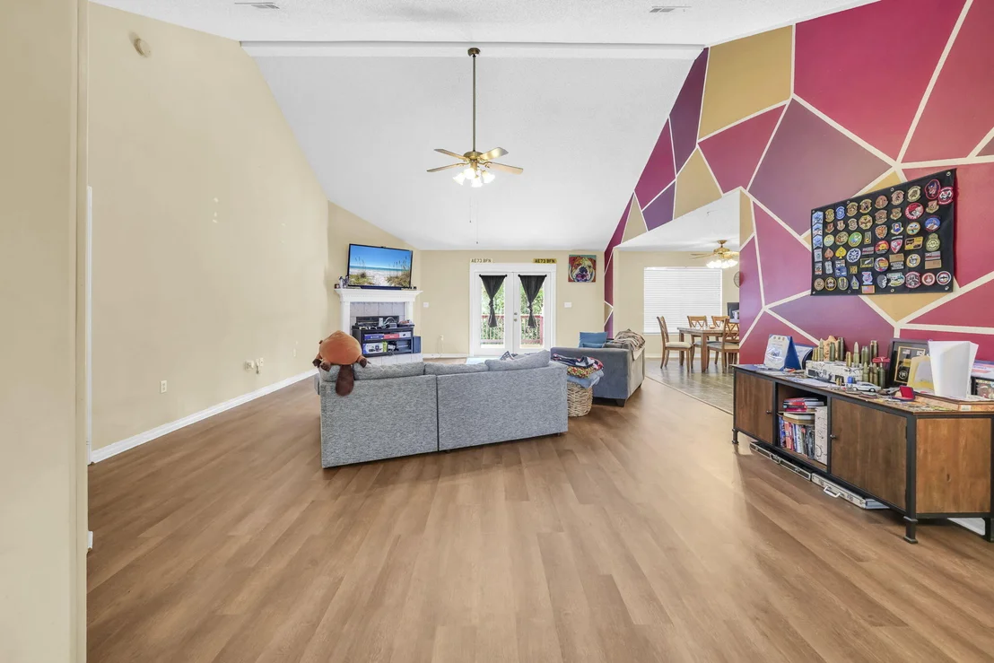 Photo of 531 Gallant Fox Lane