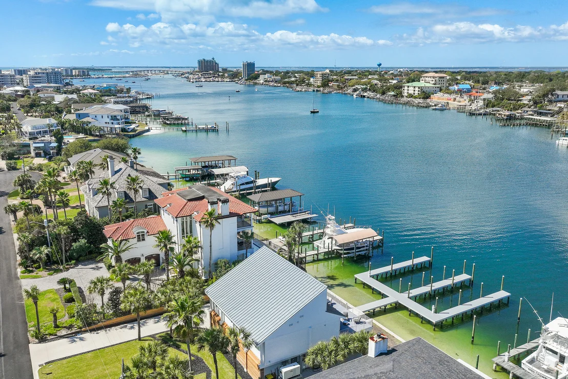 Photo of 609 Lagoon Drive