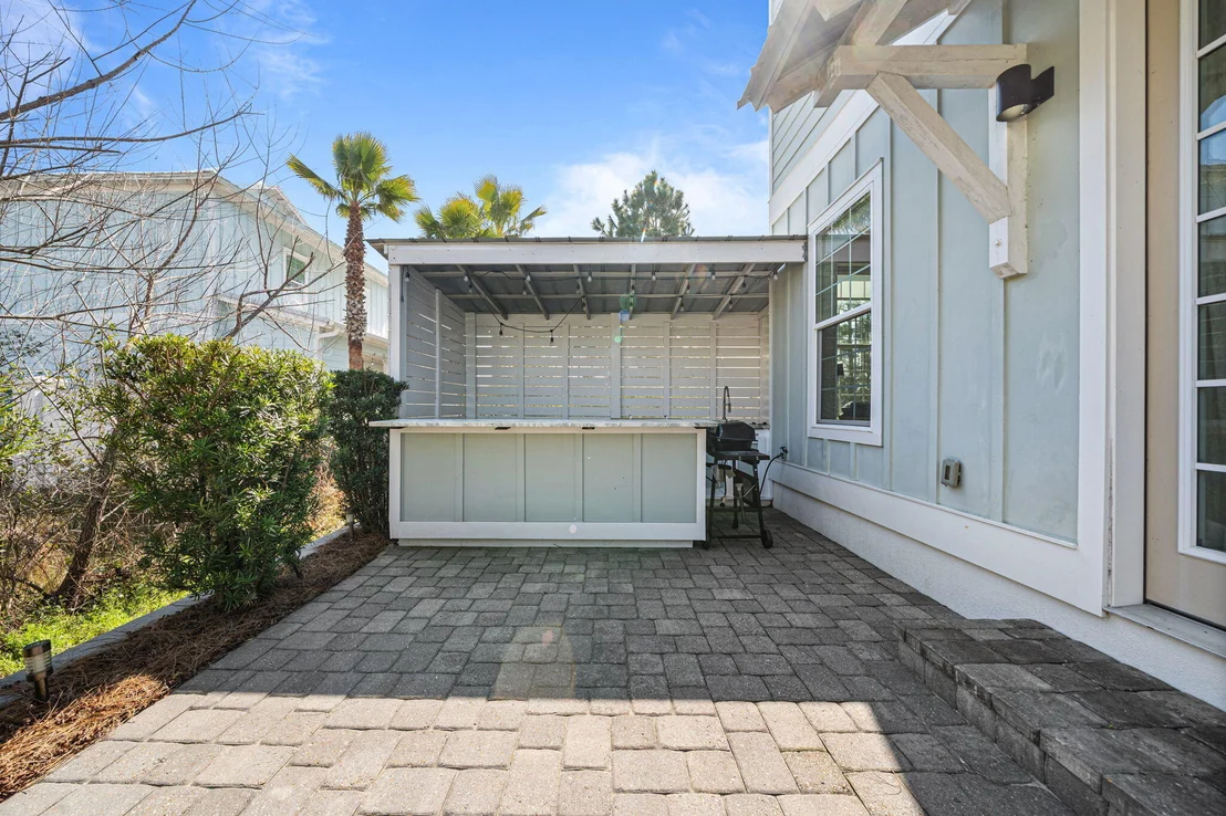 Photo of 18 Lakeland Drive