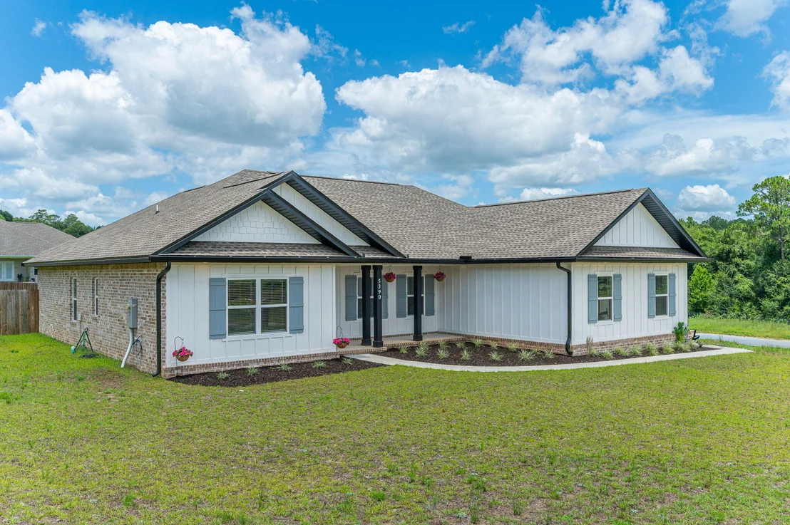 Photo of 5390 Aidan Street