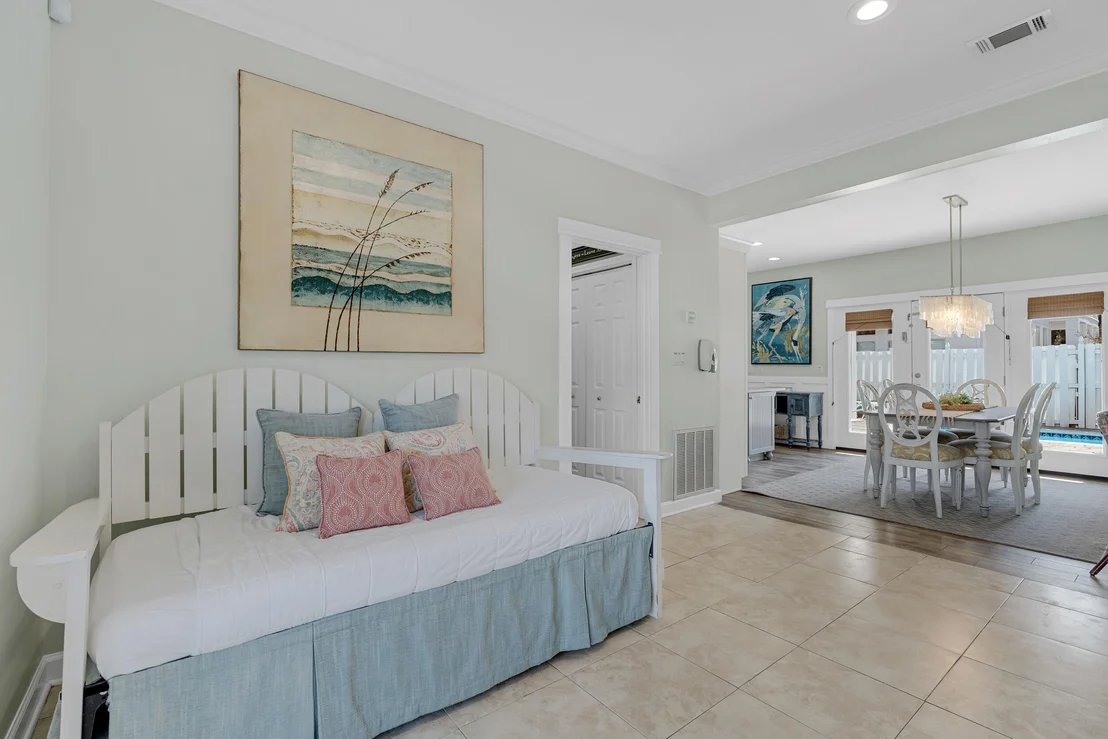 Photo of 4449 Ocean View Drive