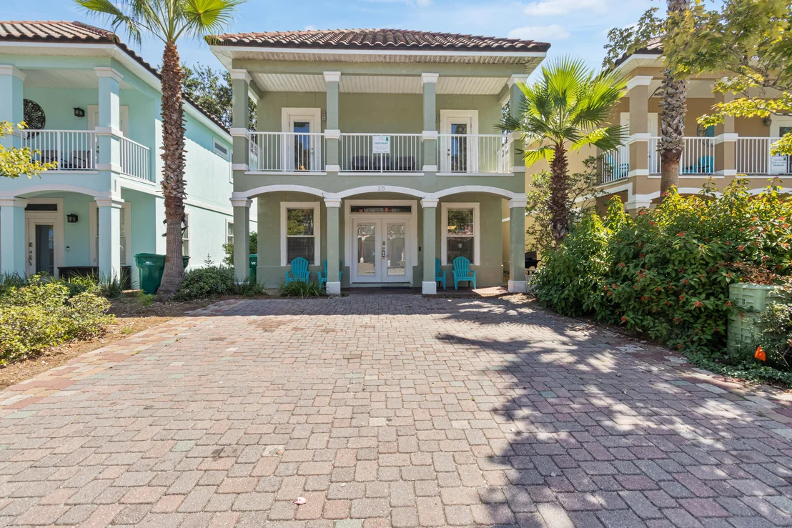 Photo of 235 Kono Way