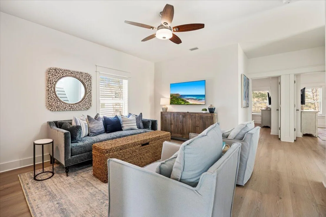 Photo of 120 Charming Way