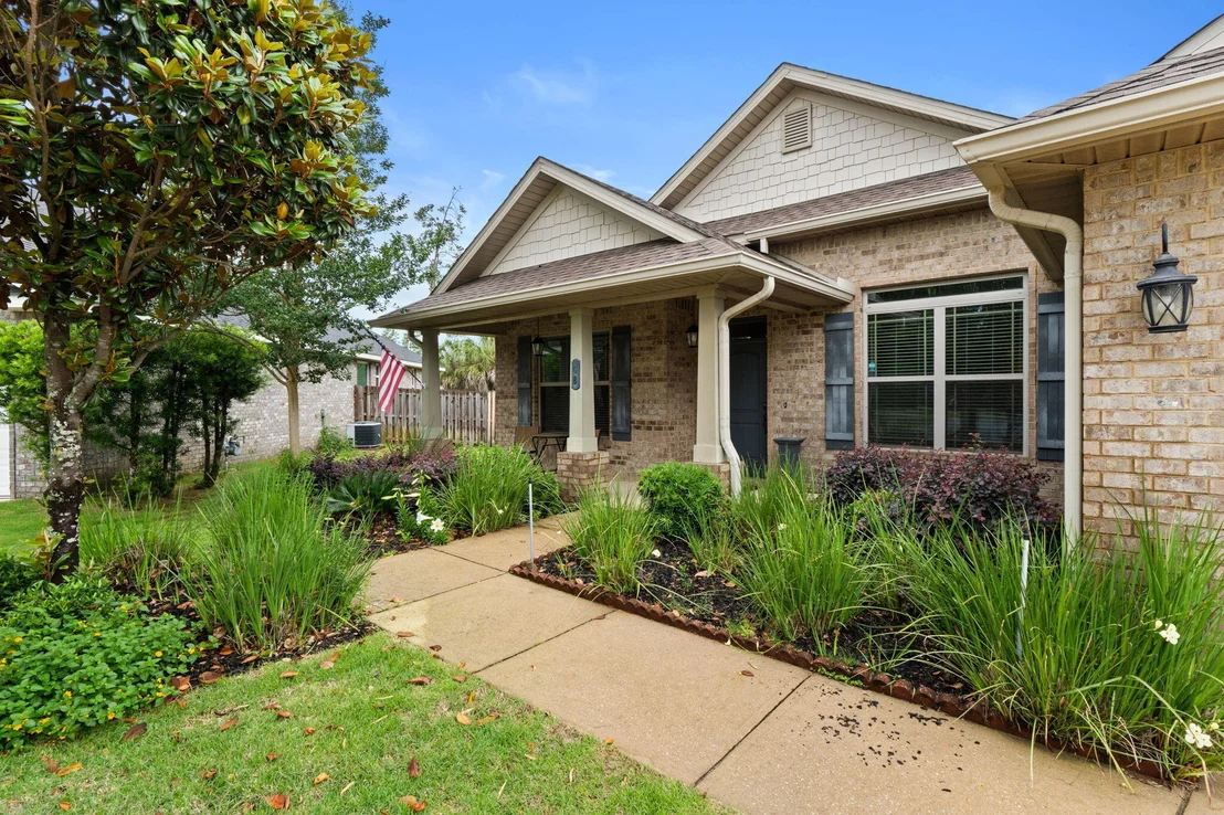 Photo of 48 Madiera Drive