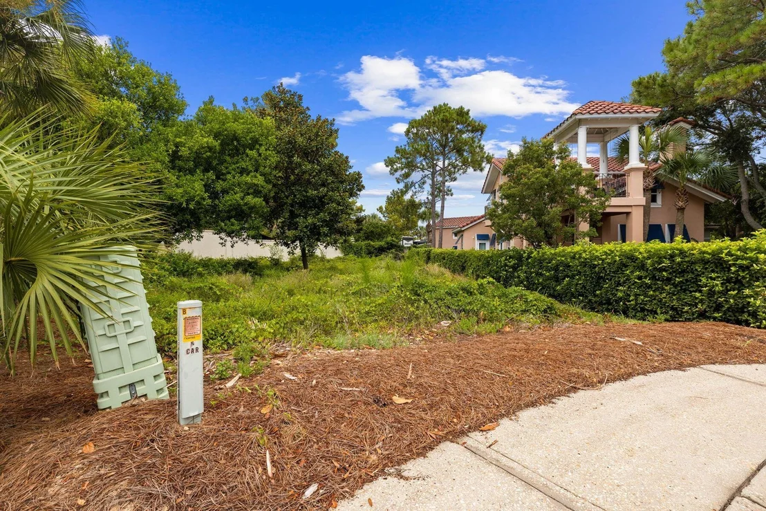 Photo of 106 Rue Martine