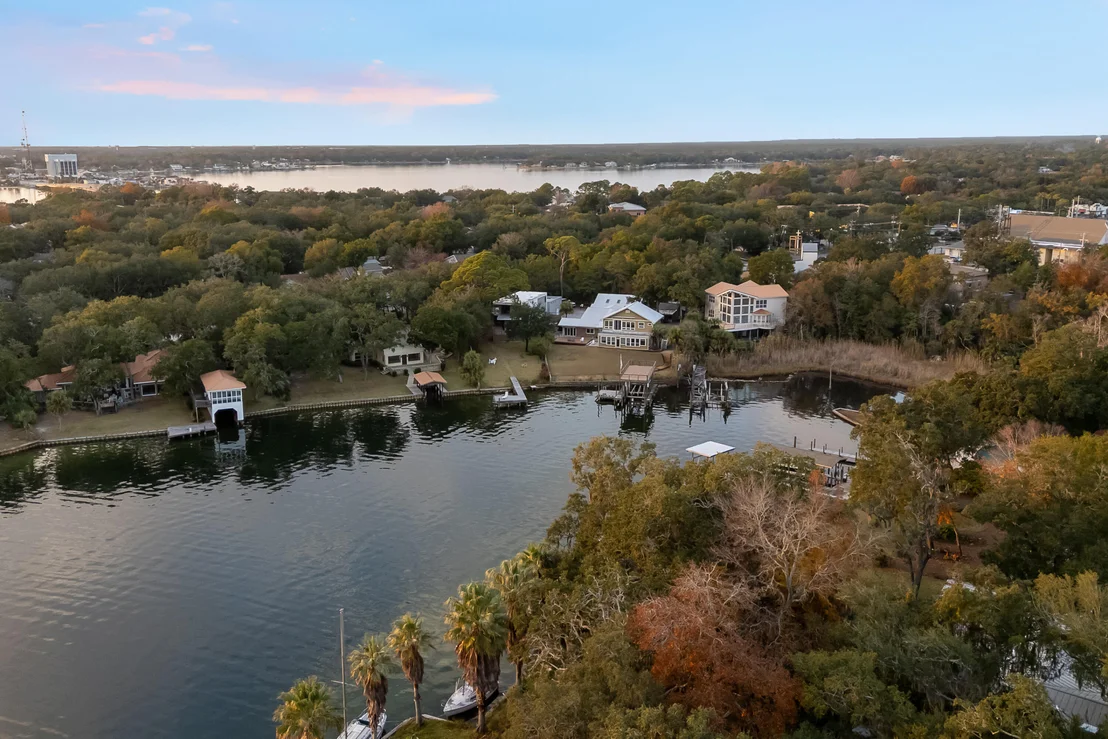 Photo of 27 Old Ferry Road