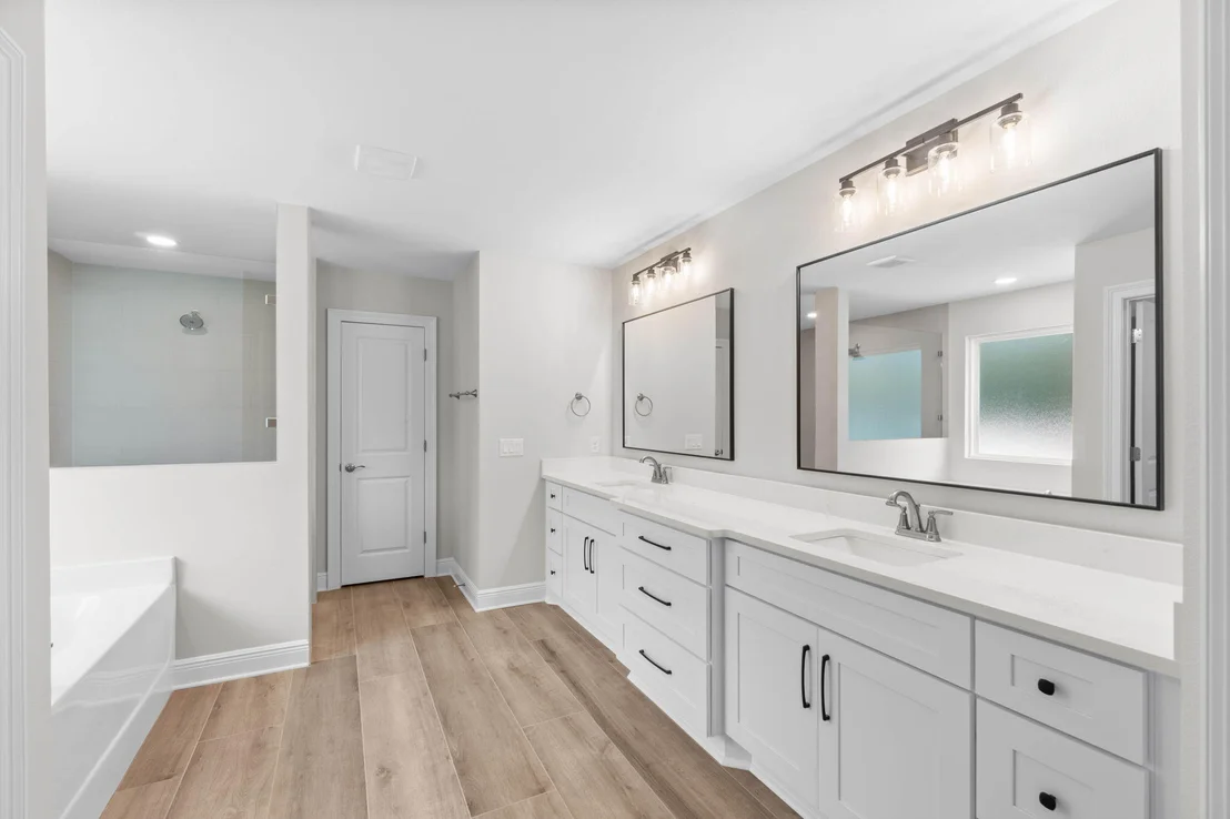 Photo of 2425 Cove Road