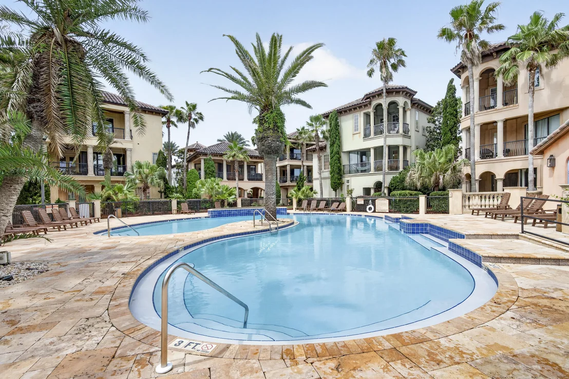 Photo of 212 Rue St Tropez