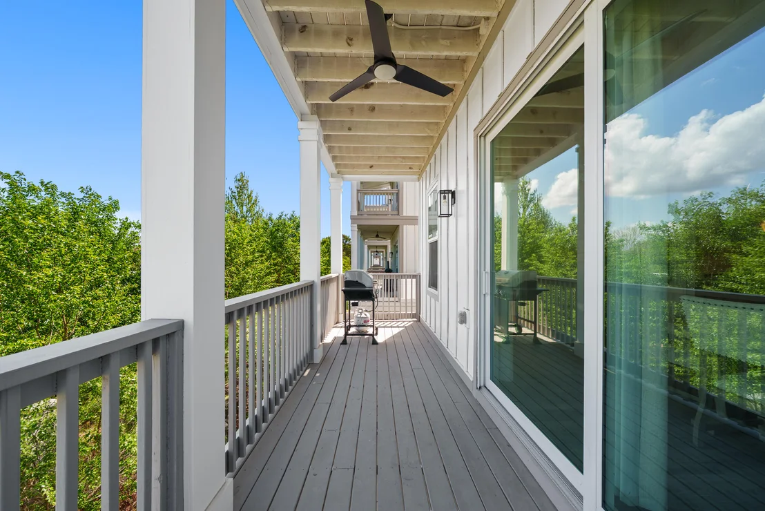 Photo of 28 W Queen Palm Drive