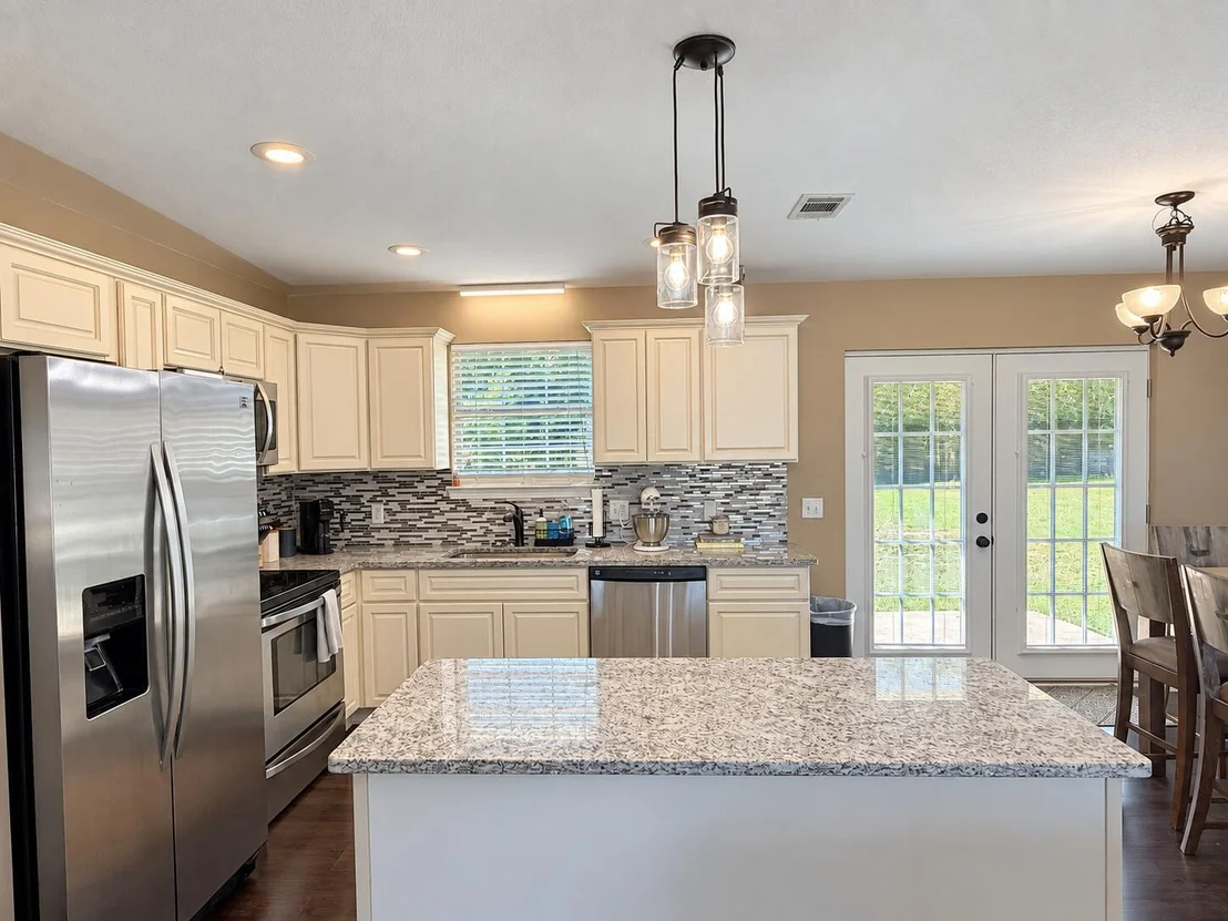 Photo of 3162 James Kennedy Road