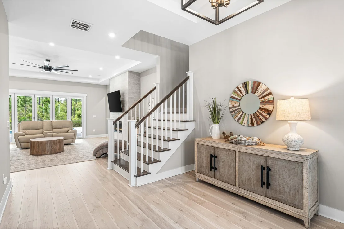 Photo of 446 W Lafayette Road