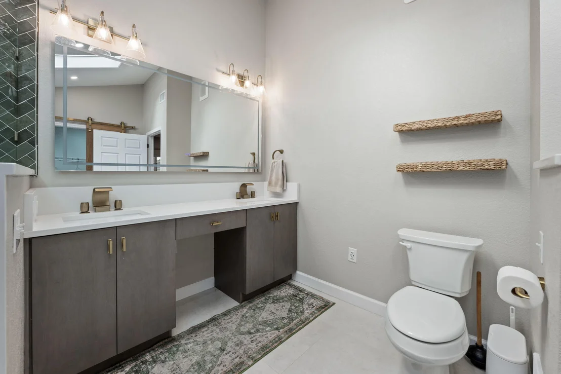 Photo of 255 Edge Avenue