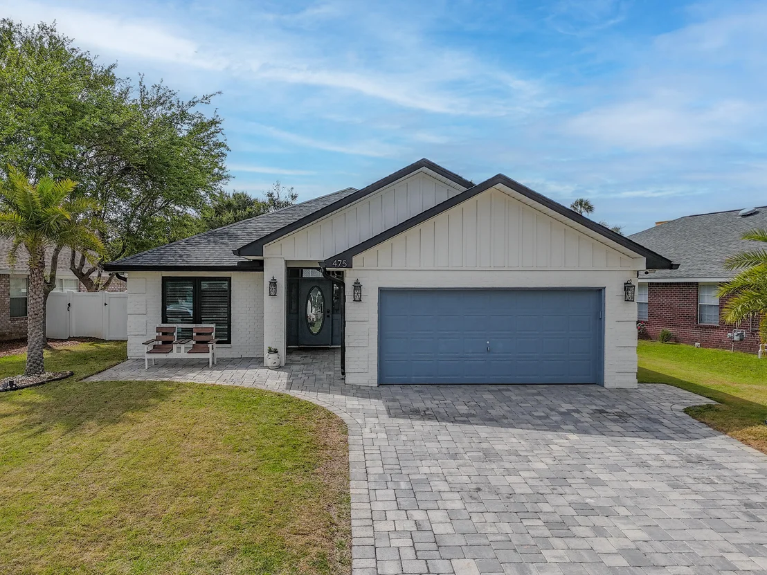 Photo of 475 Sandy Cay Drive