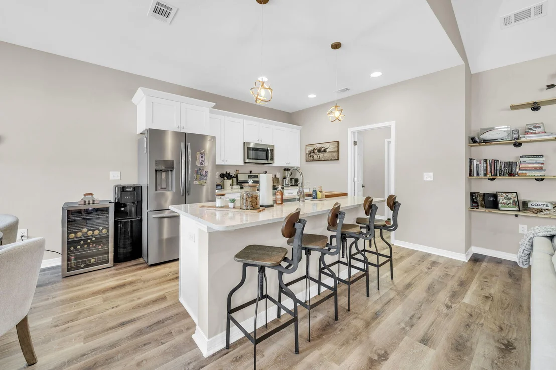 Photo of 6029 Sand Hill Road
