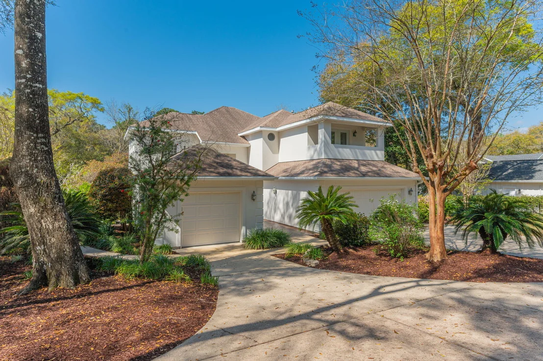 Photo of 2760 Edgewater Drive