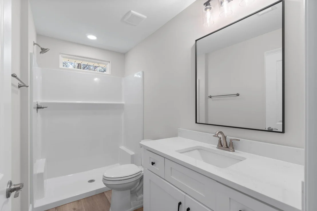 Photo of 2425 Cove Road