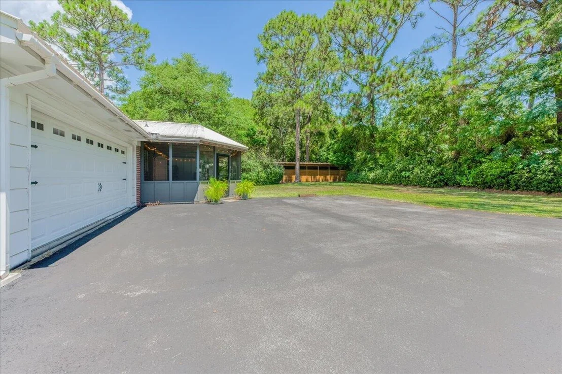 Photo of 8 Longwood Drive