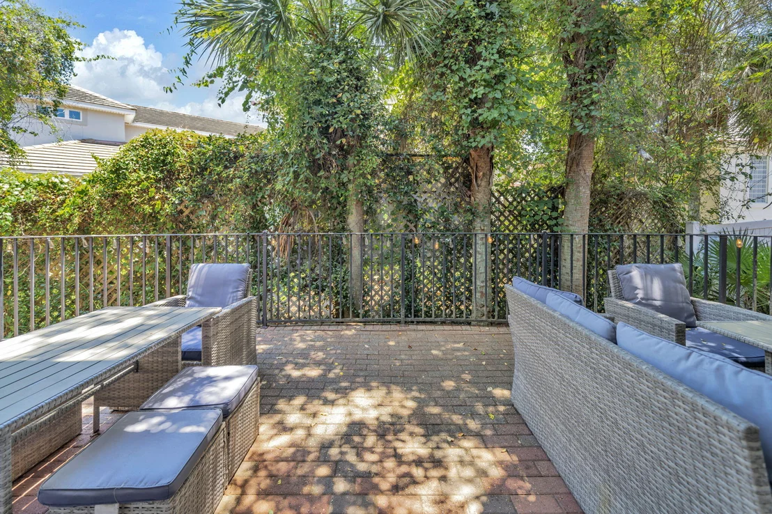 Photo of 77 Siesta Bluff
