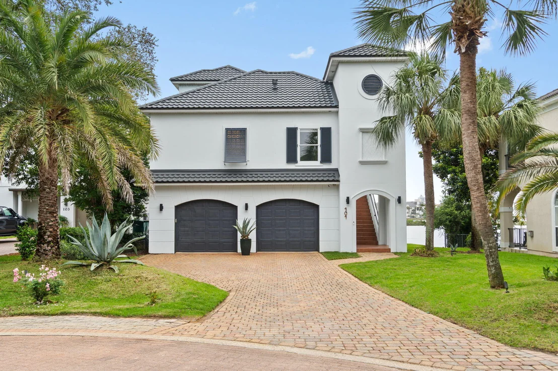 Photo of 101 Vista Bluffs