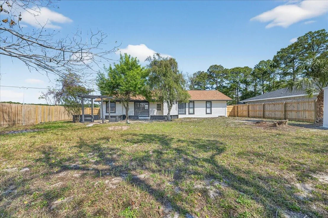 Photo of 1102 Quail Circle