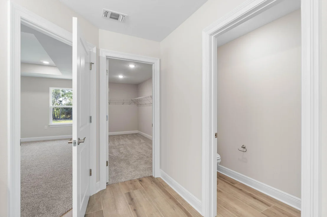 Photo of 2425 Cove Road