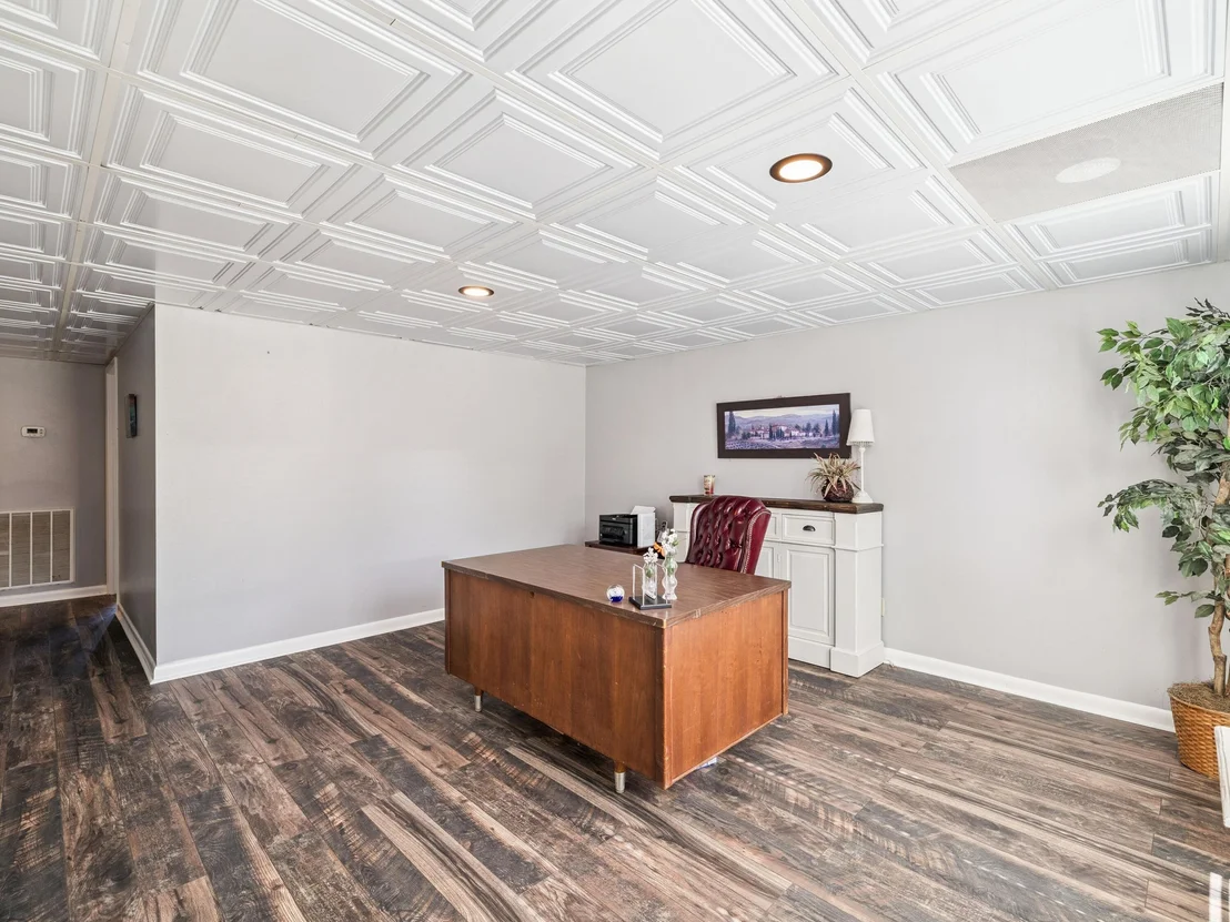 Photo of 165 Maple Street